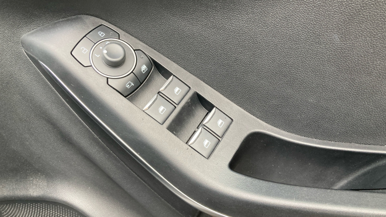 Ford Puma 1.0 EcoBoost Hybrid mHEV Titanium 5dr Petrol Hatchback